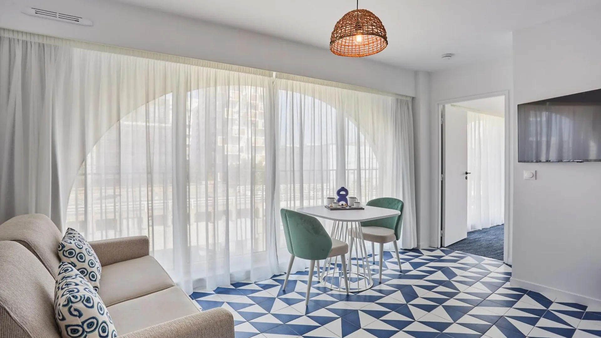 Appart Hotel Odalys City Marseille Centre Euromed 4*,  Francia