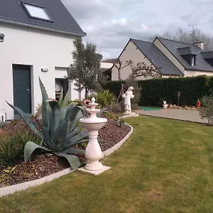  Bed & Breakfast 6bis Rue De La Boussaquiere St Broladre Francia